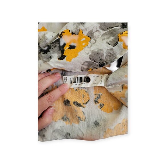 XL Floral Patterned Deal Button-Up, White/Yellow/Blue - Picture 8 of 8